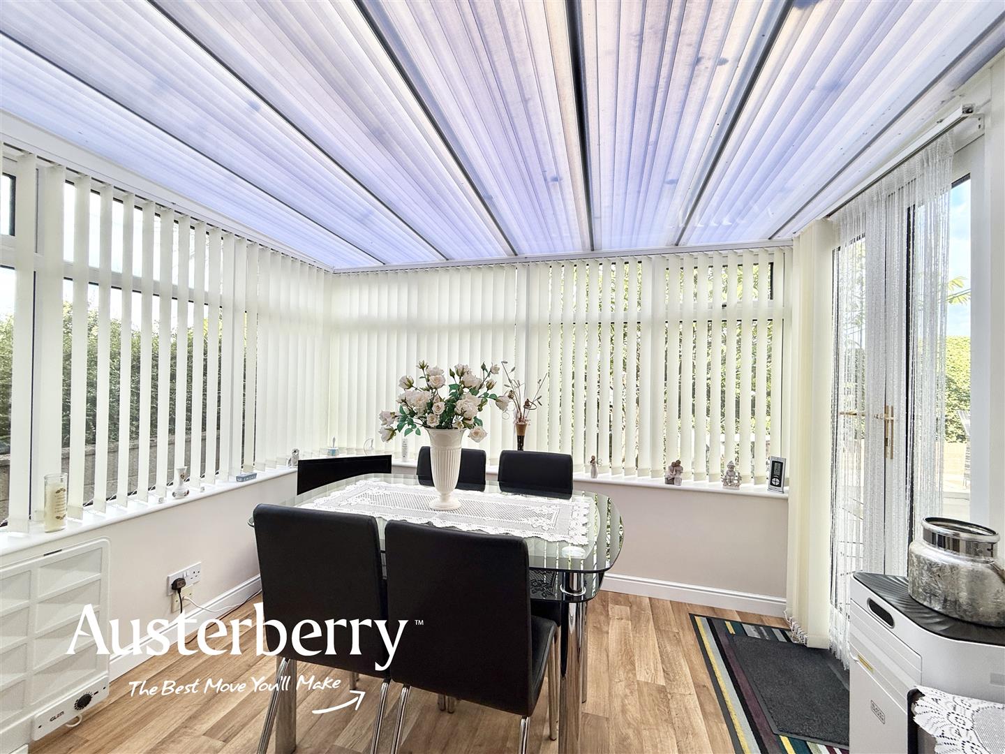 3 bed property in Nutbrook Avenue, Stoke-On-Trent